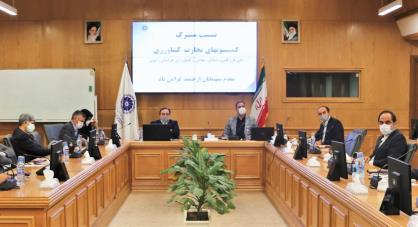 رئیس کمیسیون کشاورزی اتاق مشهد:  مطالبه فعالان اقتصادی، تک نرخی شدن ارز و رفع موانع توسعه صادرات است